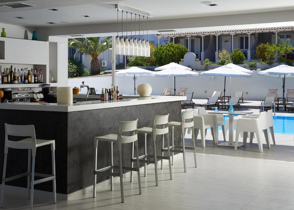 Altamar Hotel Pefki  Bagian luar foto