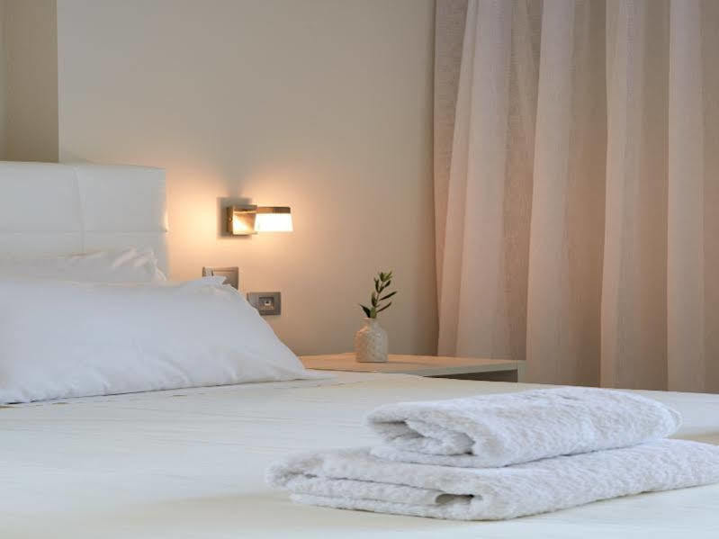 Altamar Hotel Pefki  Bagian luar foto